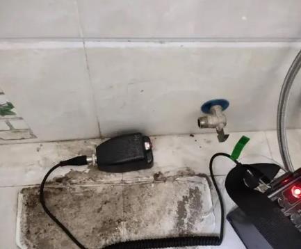 甘泉屋顶漏水维修公司分享下卫生间漏水的危害及解决方法